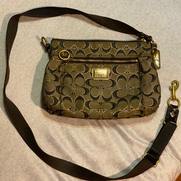 Vintage COACH Poppy crossbody bag,logo print with gold details, distressed look - Picture 2 of 16